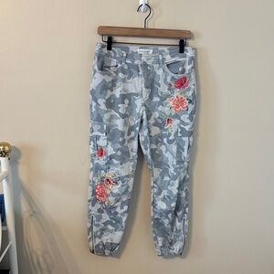 Sundance Camo Embroidered Floral Zip Ankle Jogger